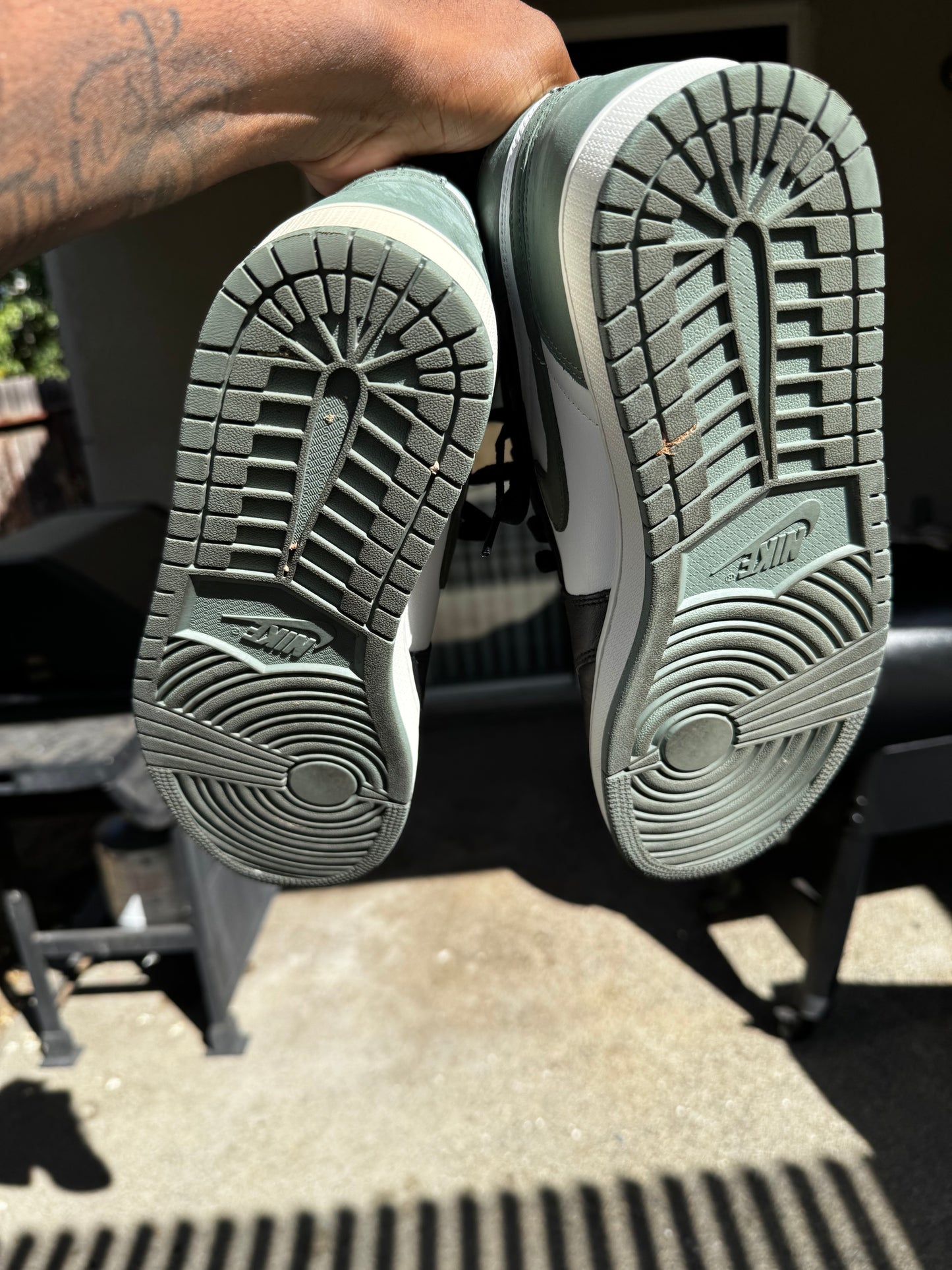 Used Jordan 1 high Clay Green