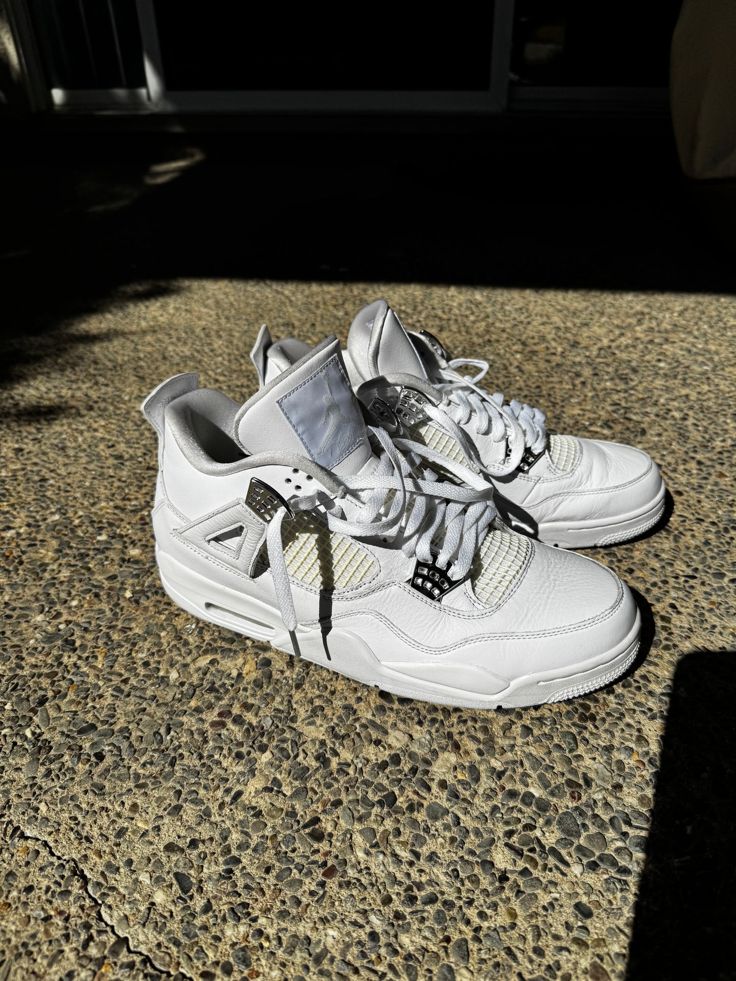 Used Jordan 4 Pure Money