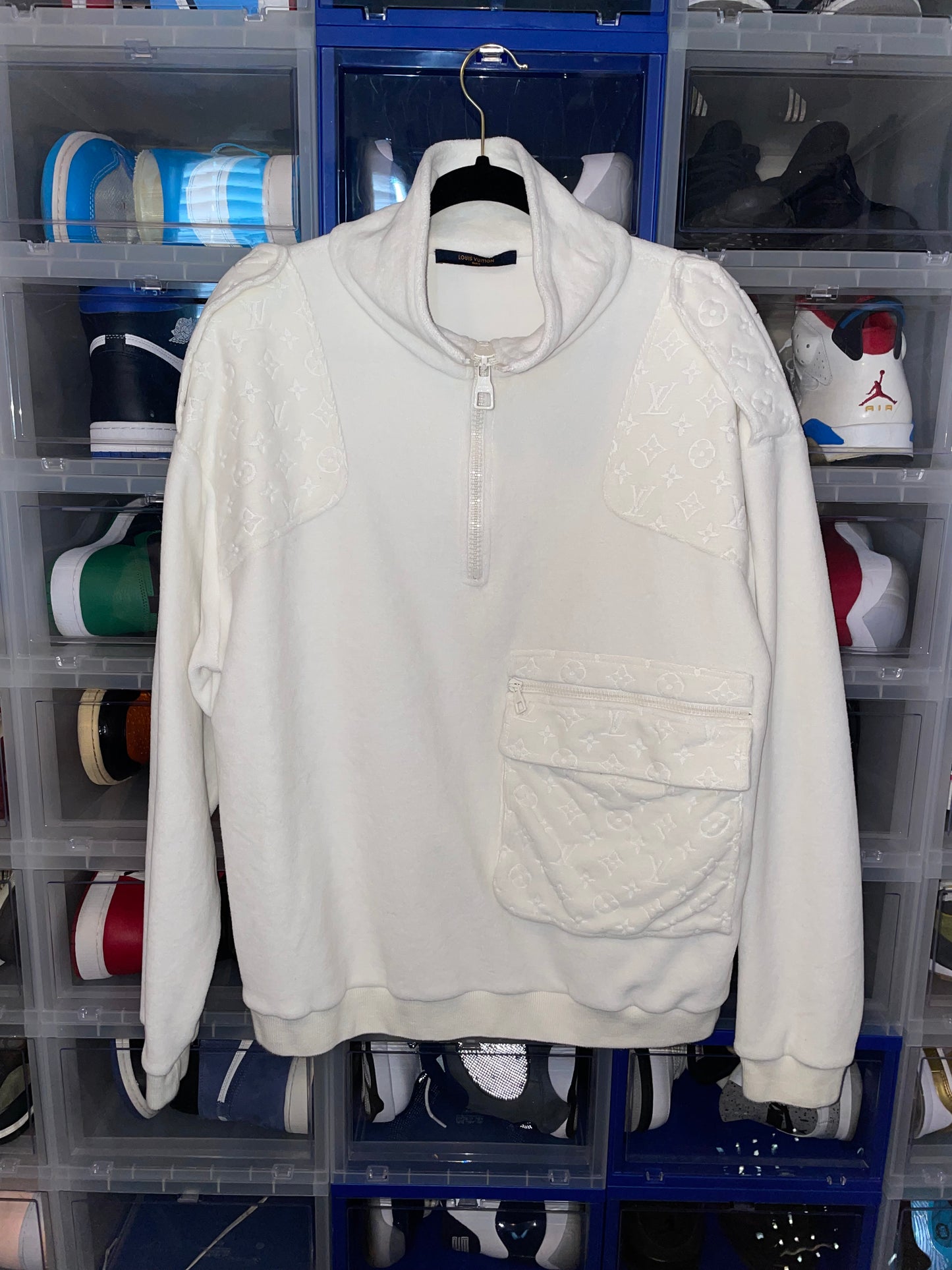 RUNWAY Plain Rainbow white monogram sweater