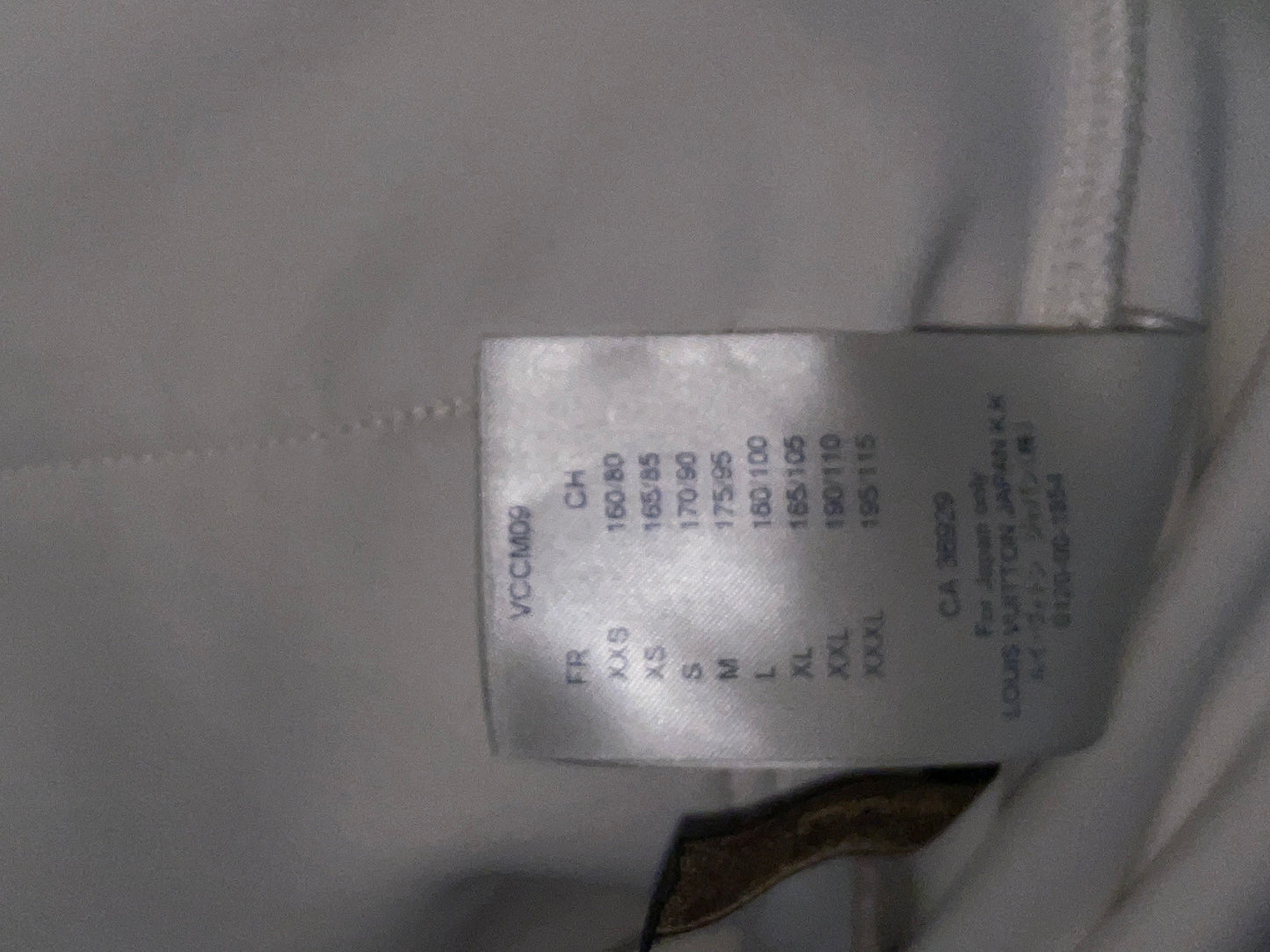 RUNWAY Plain Rainbow white monogram sweater