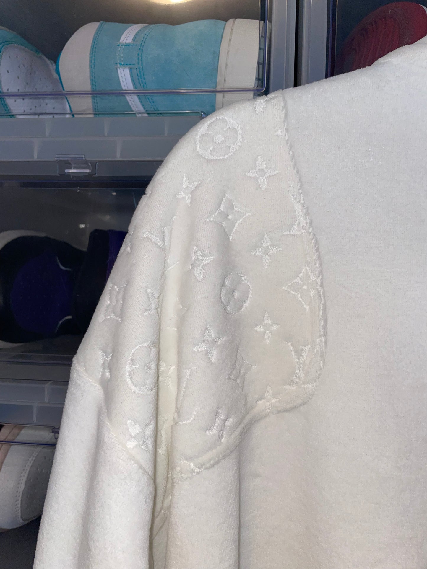 RUNWAY Plain Rainbow white monogram sweater