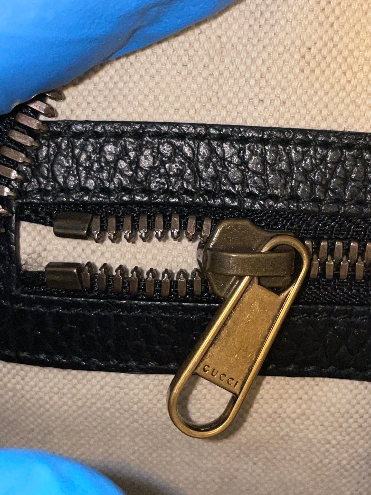 Gucci Messenger Bag