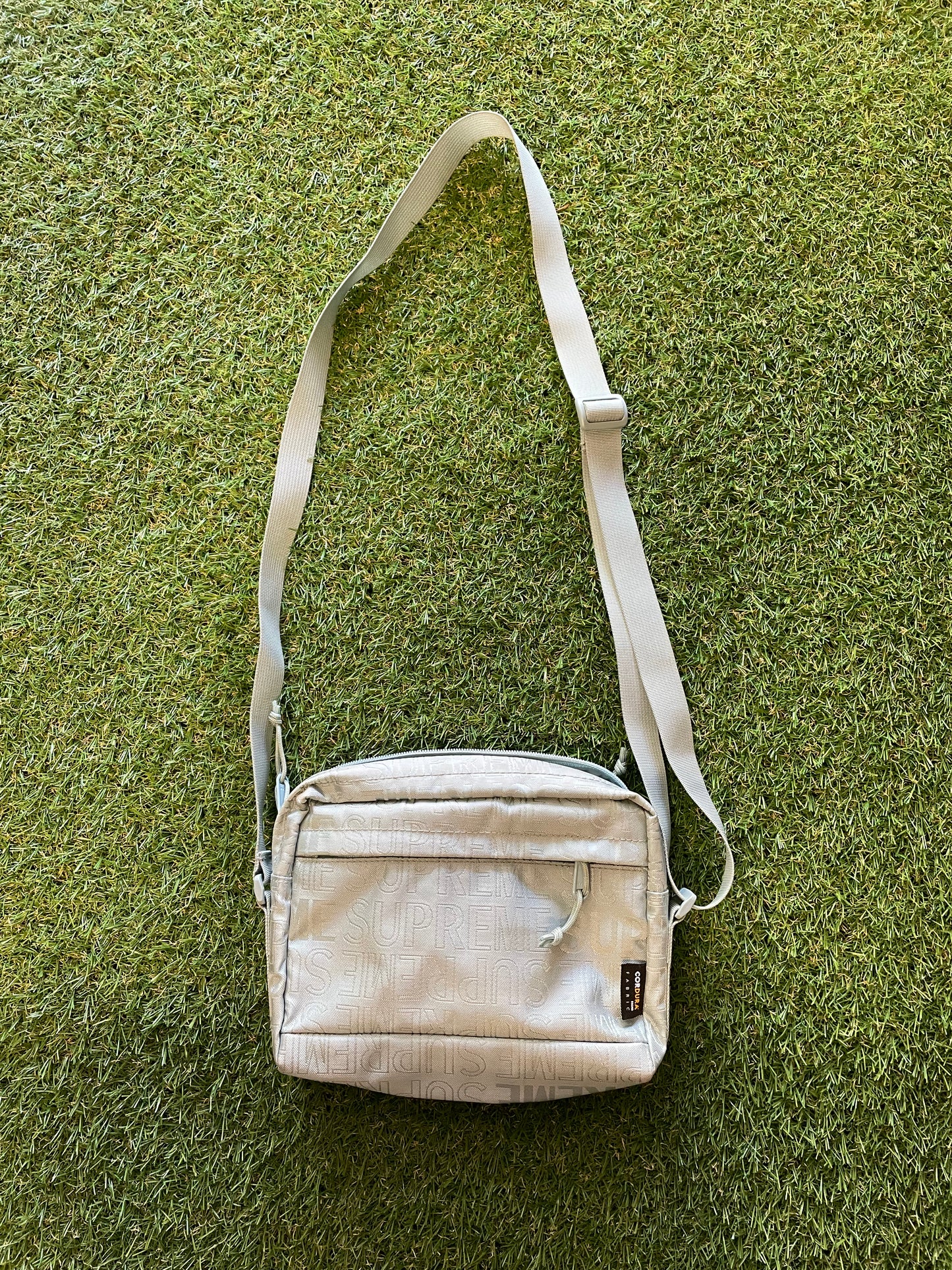 Used SS19 Supreme Ice Blue Bag